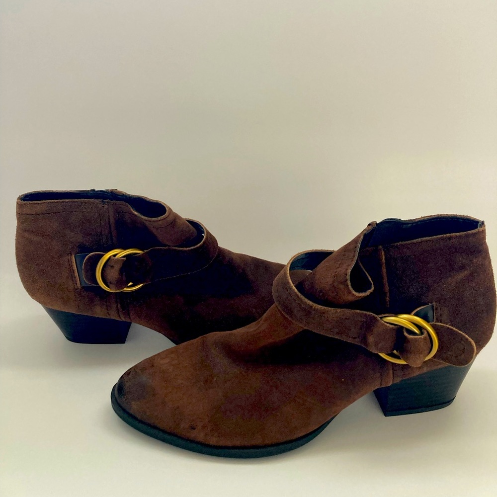 Brown never worn fall boots